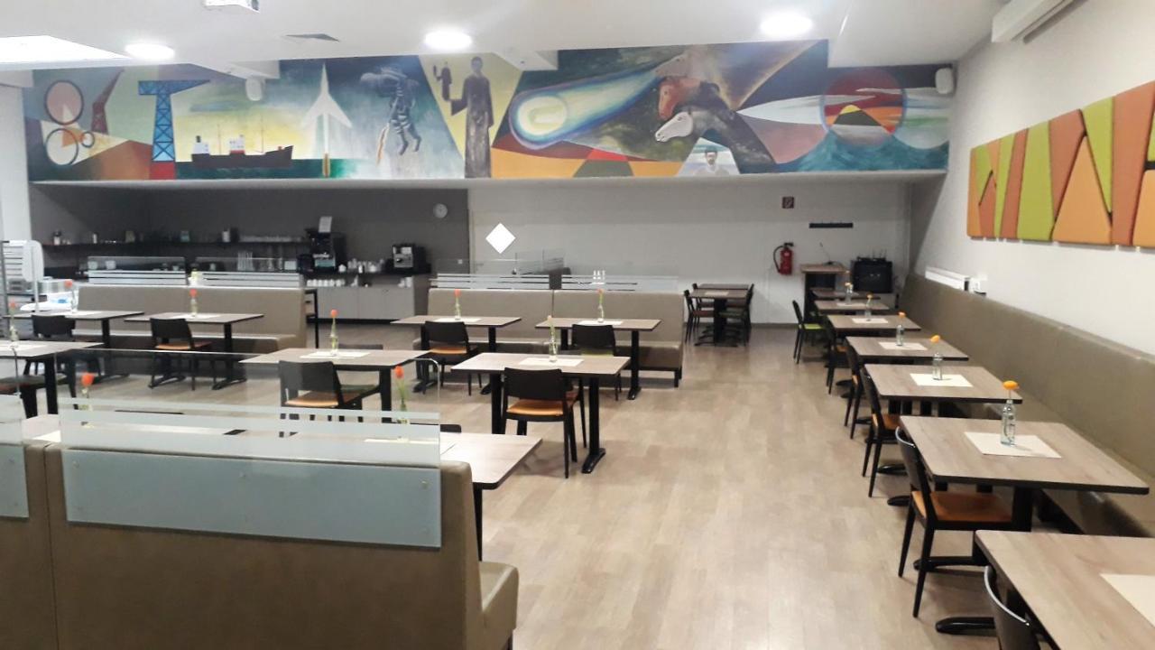 Stadthotel 흘라브룬 외부 사진